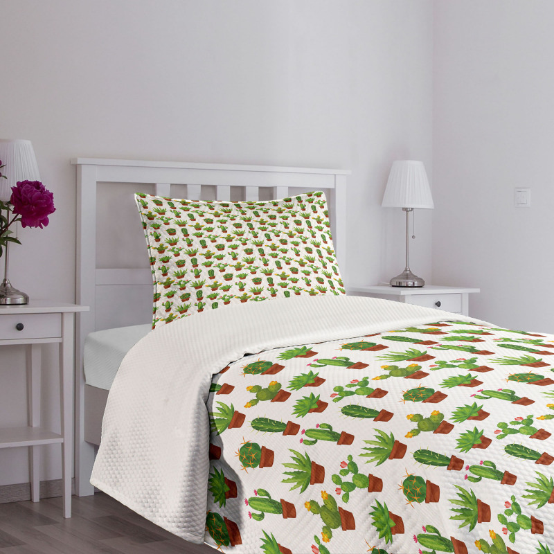 Floral Pattern Vases Bedspread Set