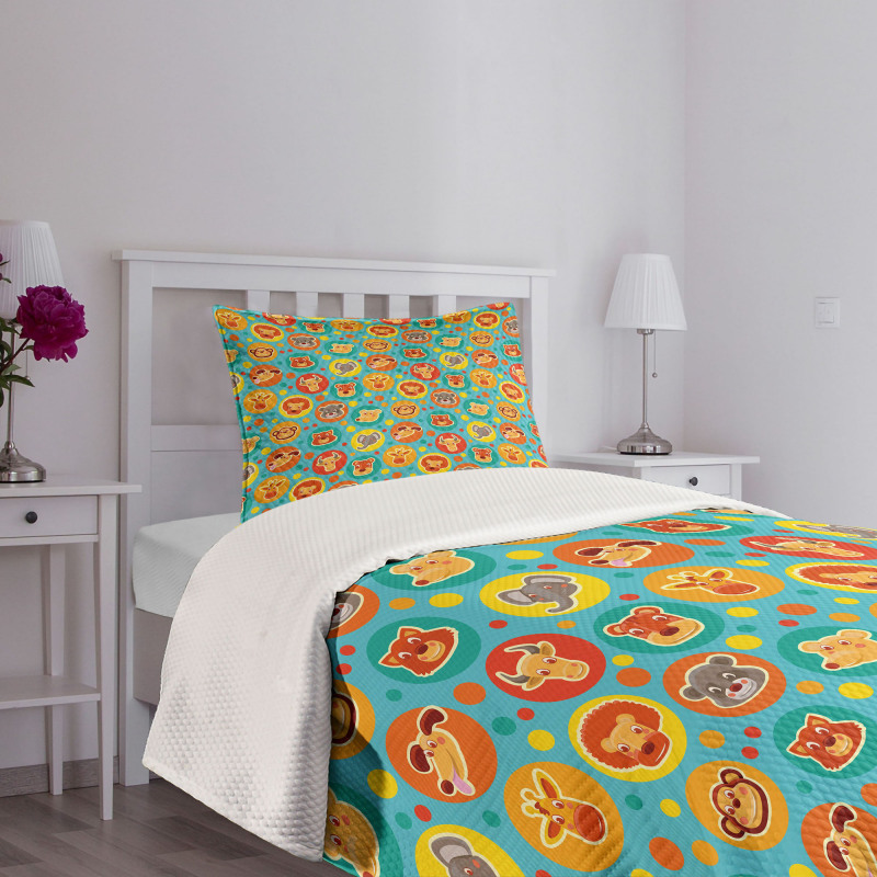 Comic Fun Faces Bedspread Set