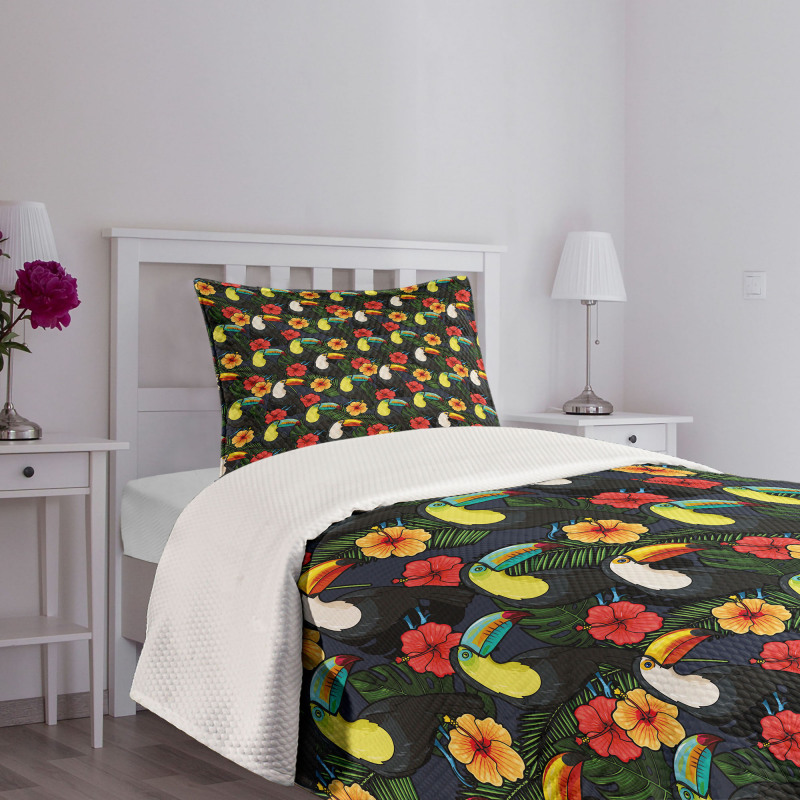 Toucan and Hibiscus Bedspread Set