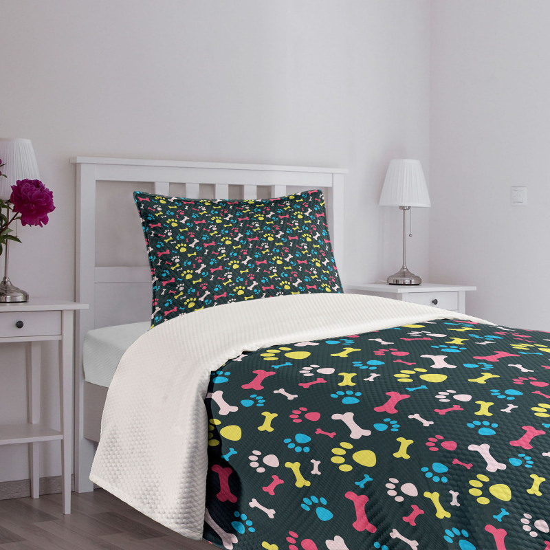 Cool Canine Bones Bedspread Set