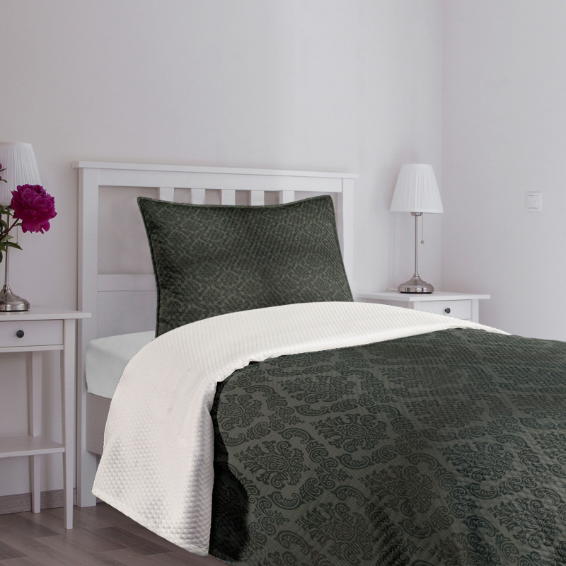 Damask Motifs Bedspread Set