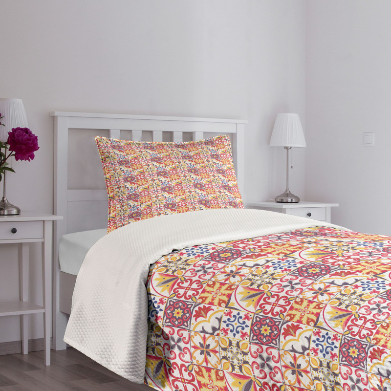 Italian Inspired Motif Bedspread Set