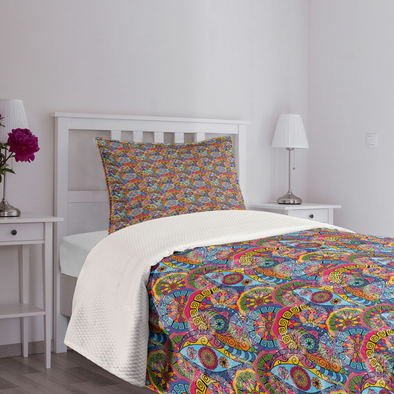 Abstract Motifs Bedspread Set