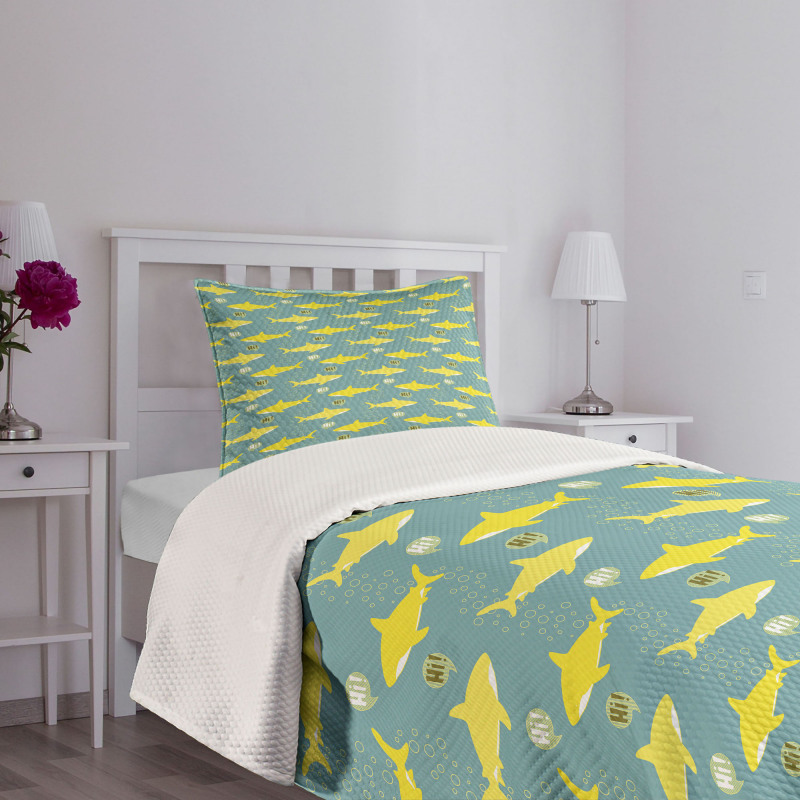 Friendly Yellow Fishes Bedspread Set