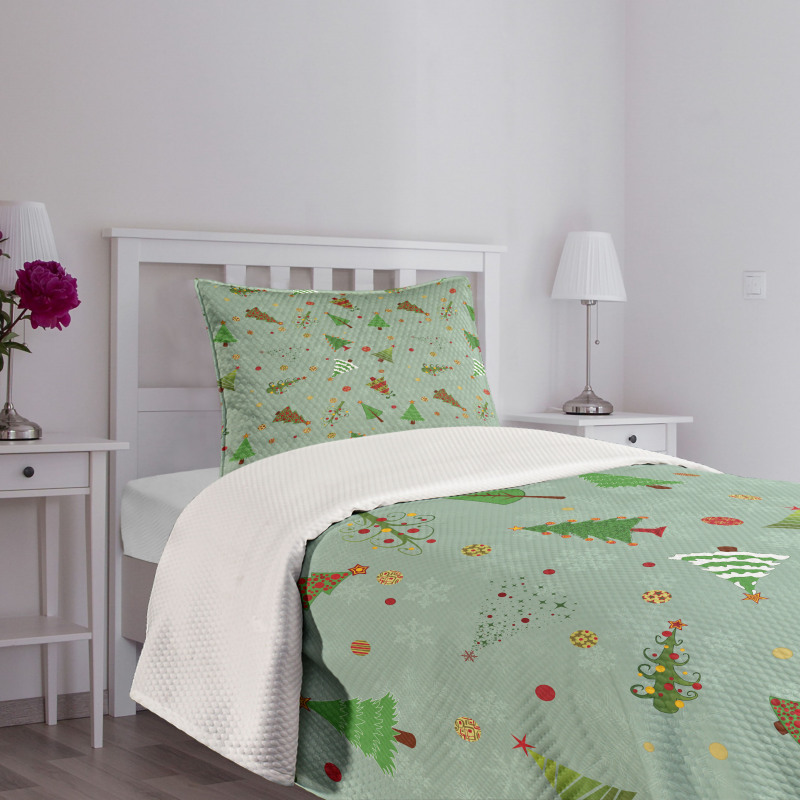 Holiday Tree Pattern Bedspread Set