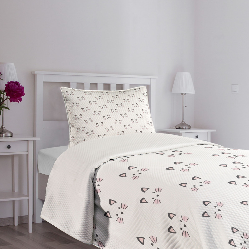 Blushing Face Cartoon Bedspread Set