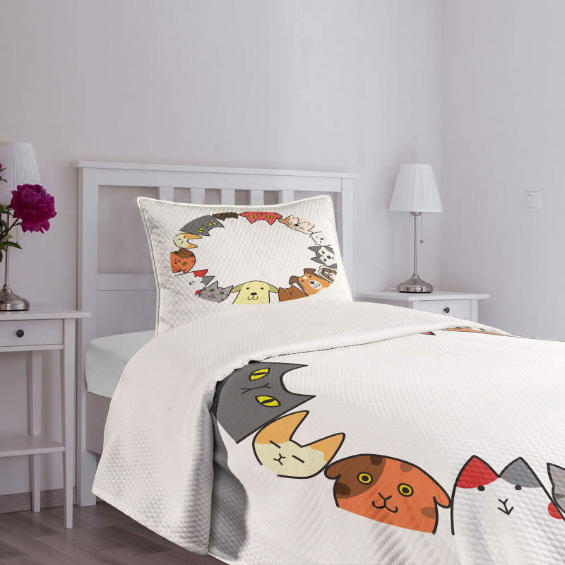 Friendly Faces Circle Bedspread Set