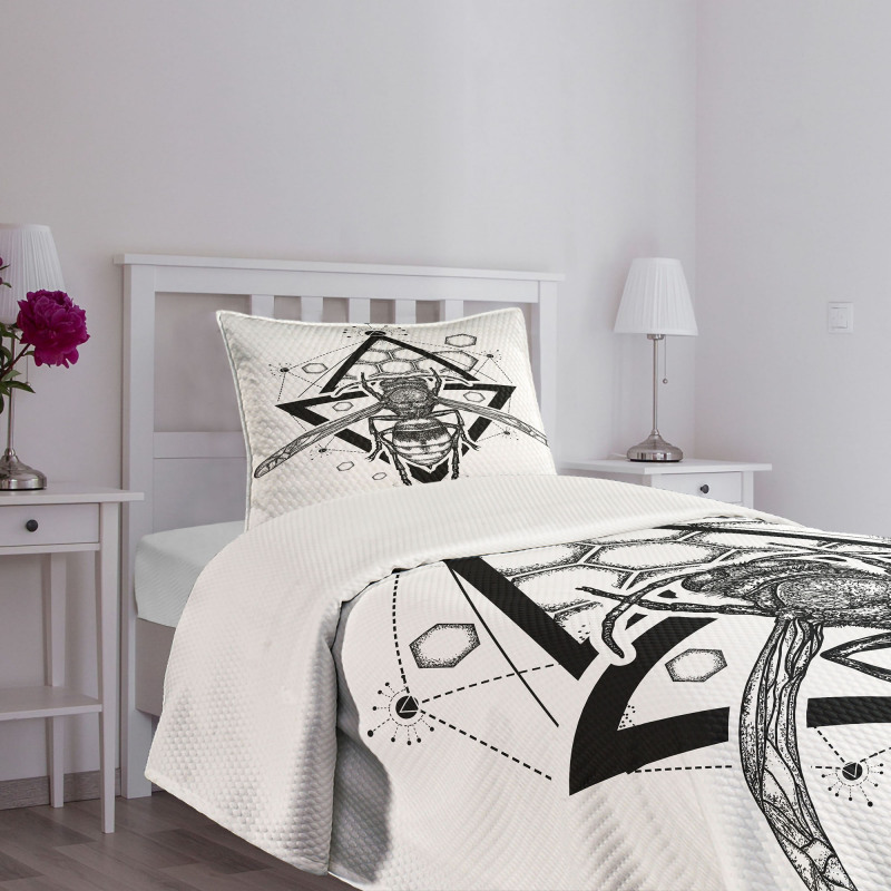 Beehive Pattern Bug Bedspread Set