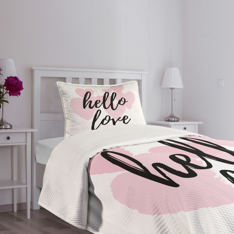 Romantic Phrase Hearts Bedspread Set
