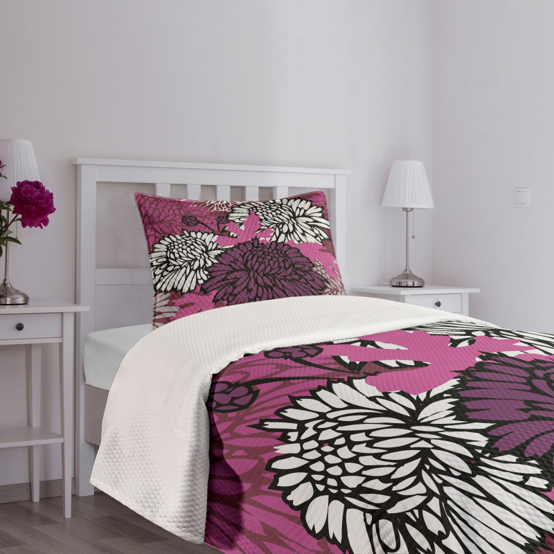 Large Floral Petals Bud Bedspread Set