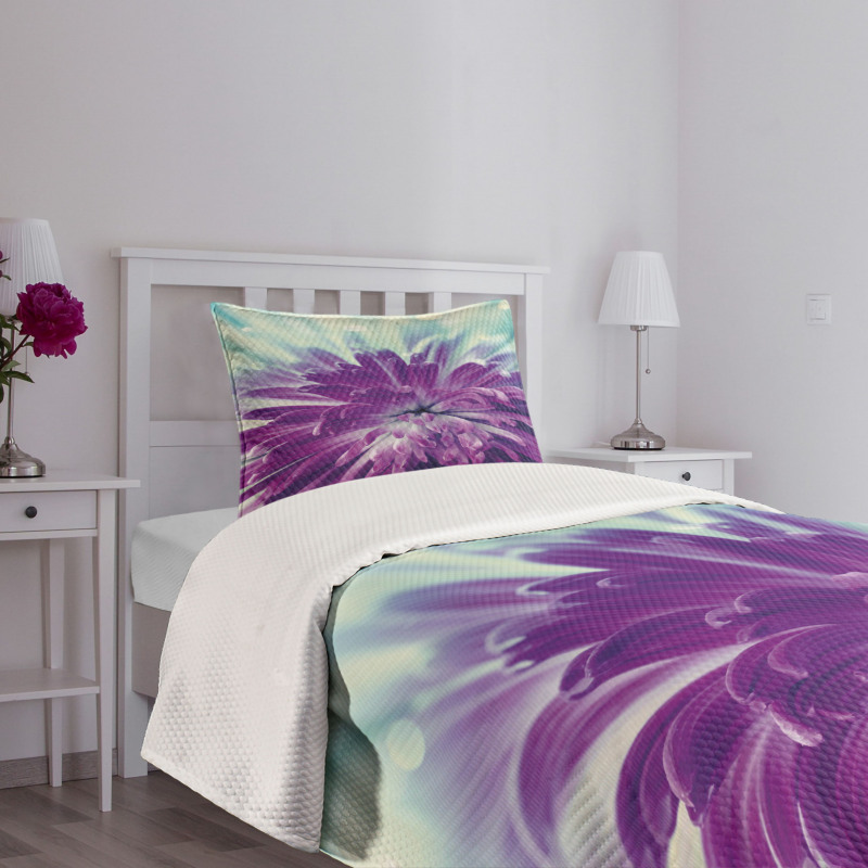 Blooming Floral Motifs Bedspread Set