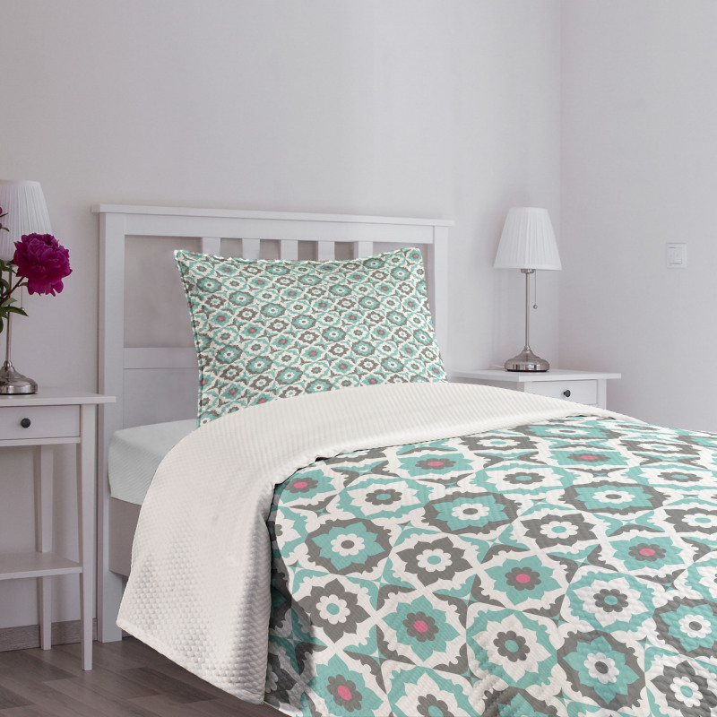 Retro Pastel Floral Bedspread Set