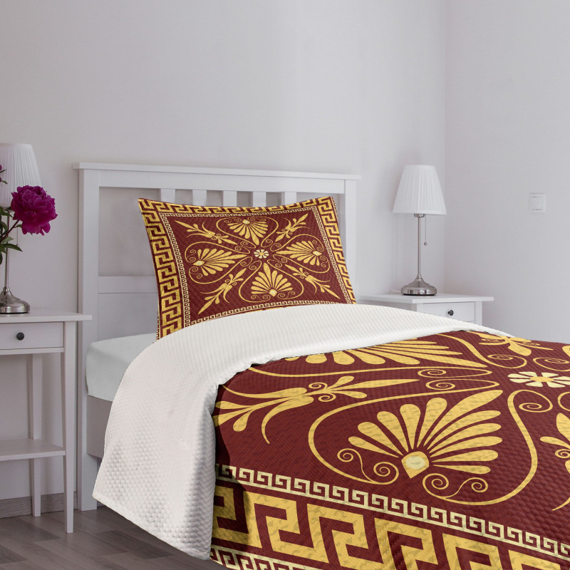 Labyrinth and Flower Bedspread Set