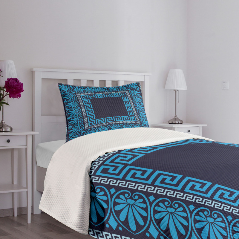 Intricate Floral Fret Bedspread Set