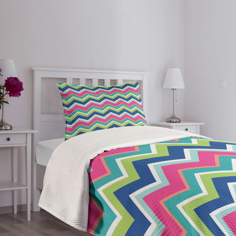 Colorful Chevron Lines Bedspread Set