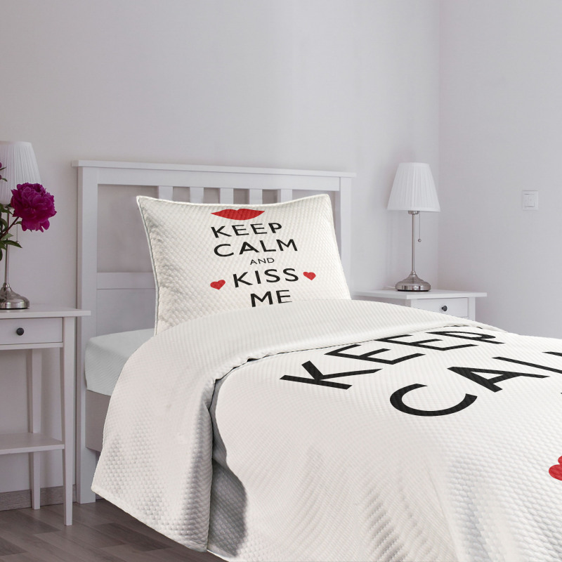 Kiss Me Red Hearts Bedspread Set