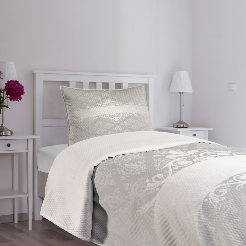 Classical Floral Scroll Bedspread Set
