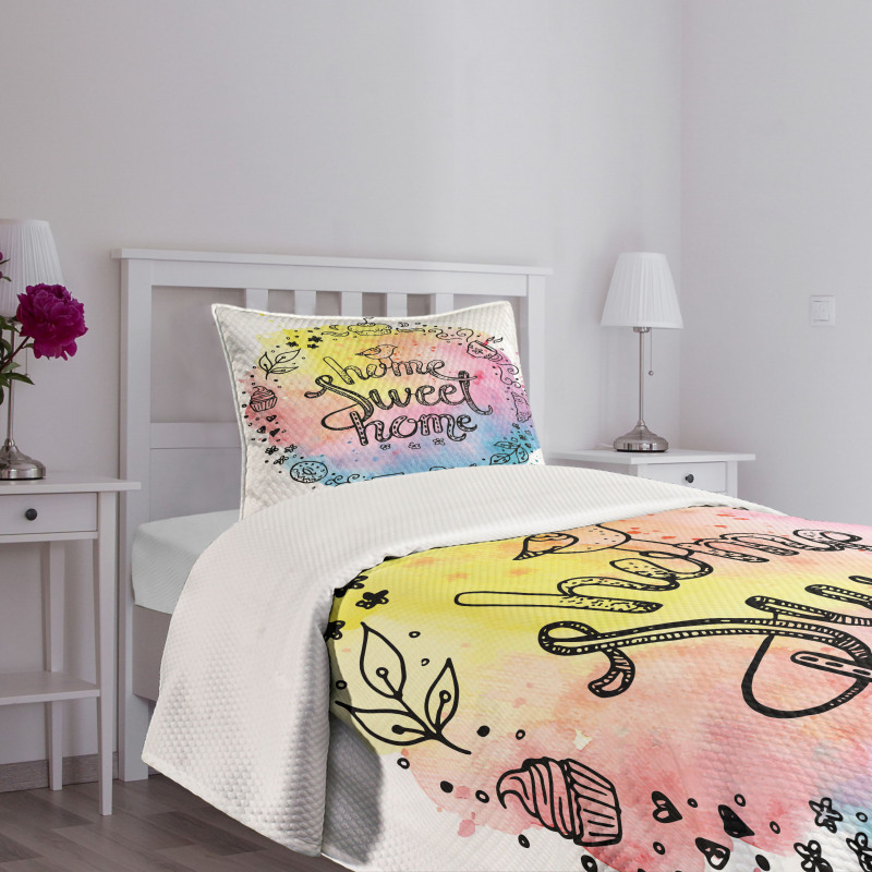 Words in a Circle Bedspread Set