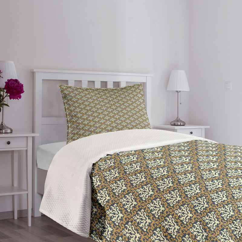 Royal Foliage Motifs Bedspread Set