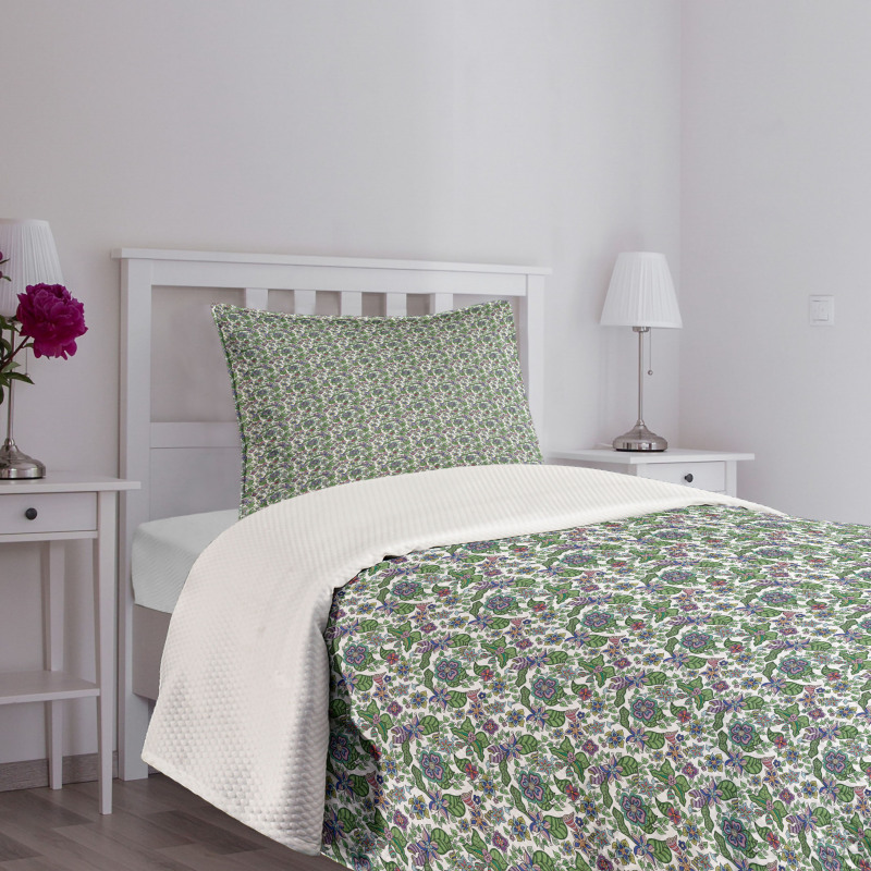 Ornate Colorful Flora Bedspread Set