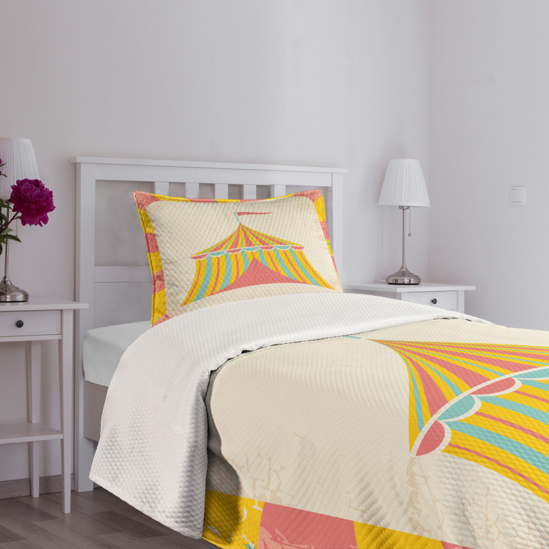 Circus Tent Grunge Bedspread Set