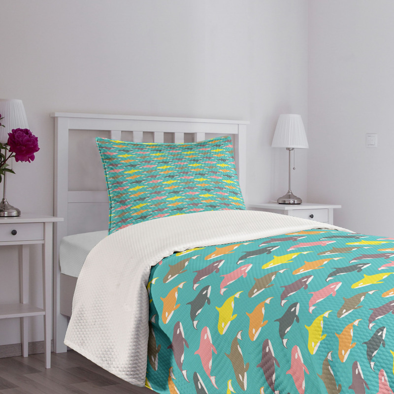 Colorful Orca Silhouettes Bedspread Set