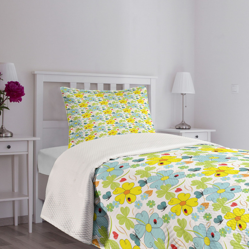 Daisy Shamrock Bedspread Set