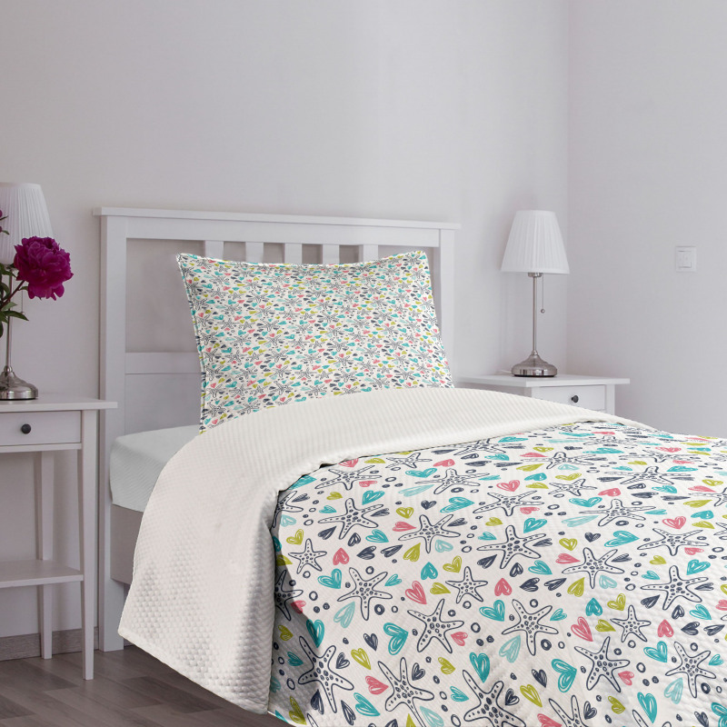 Aquatic Animal Doodle Bedspread Set