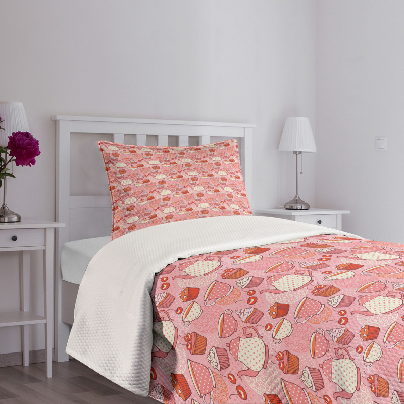 Cherries and Cupcakes Bedspread Set