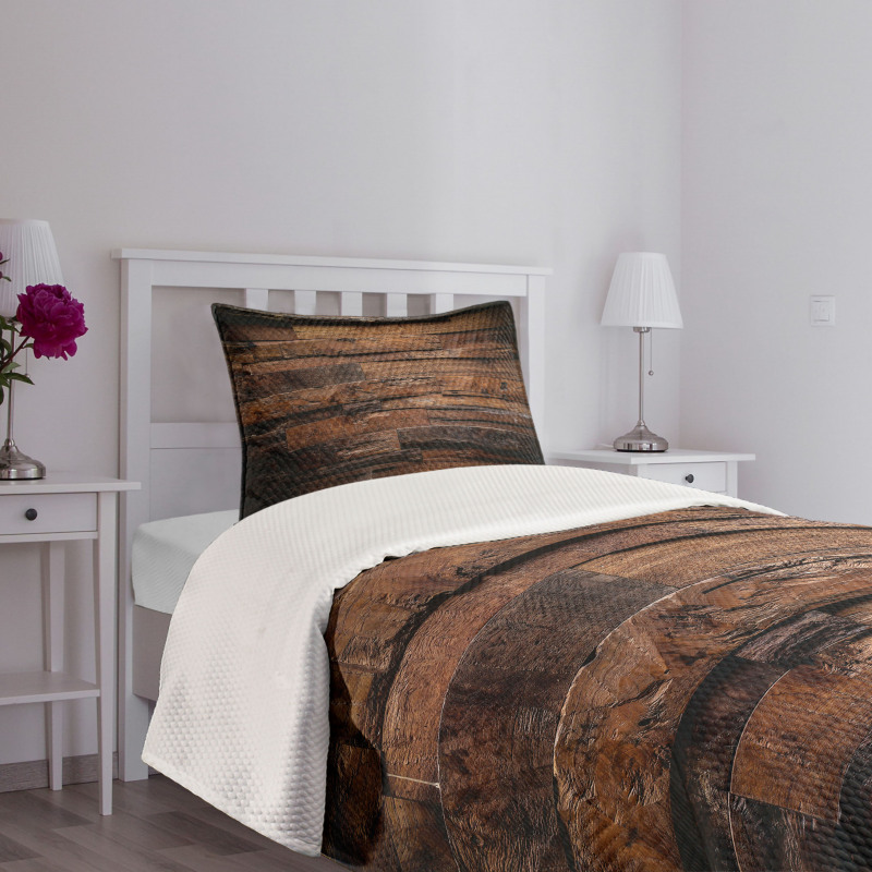 Rough Dark Timber Bedspread Set