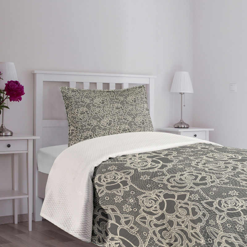 Romantic Rose Motifs Bedspread Set