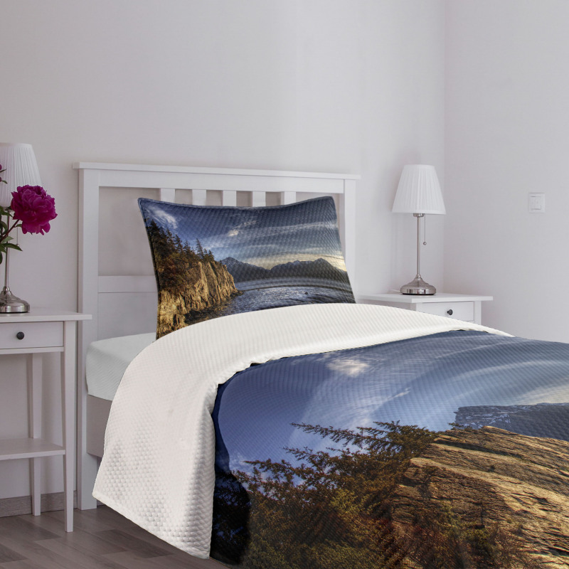 Turnagain Arm Beach Bedspread Set