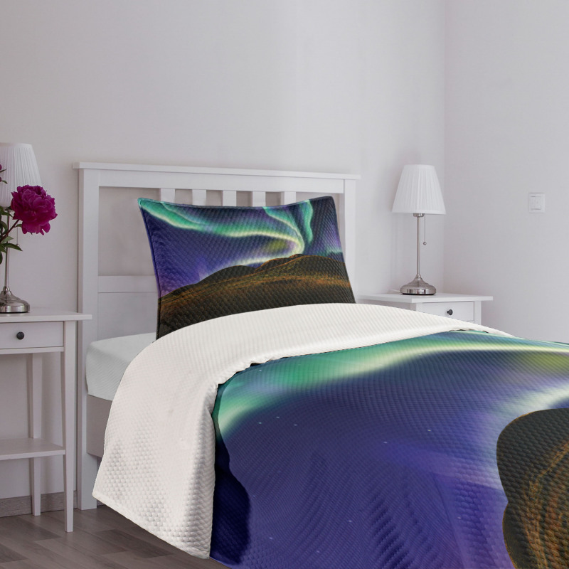 Meadows in the Night Bedspread Set