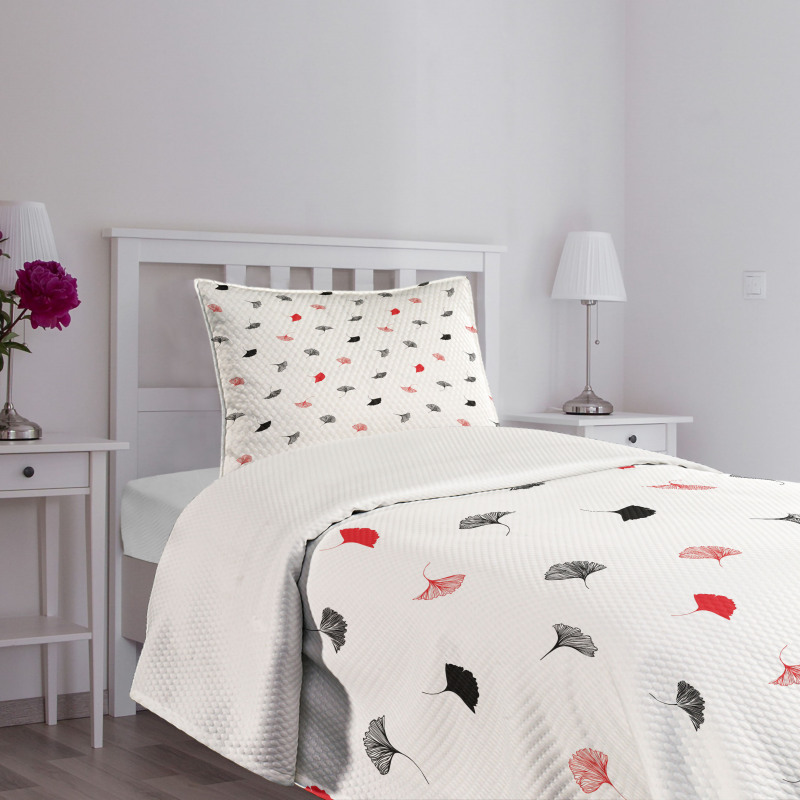 Red Black Ginkgo Leaves Bedspread Set