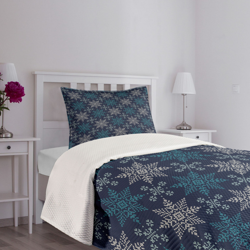 Winter Holiday Theme Bedspread Set