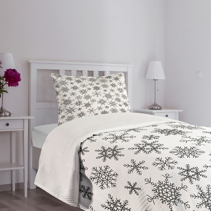 Line Winter Motifs Bedspread Set