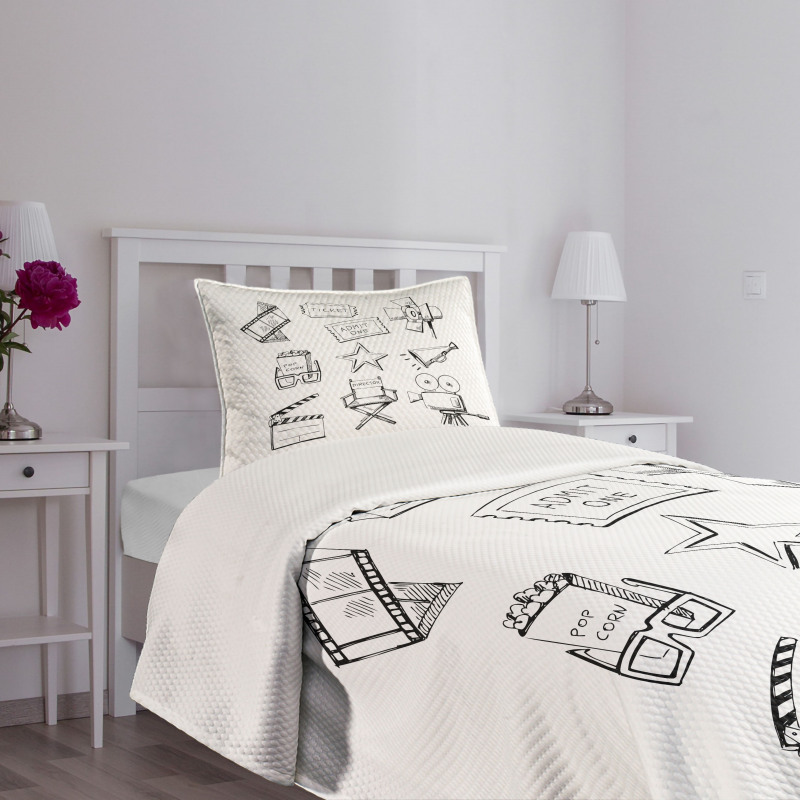 Sketchys Bedspread Set