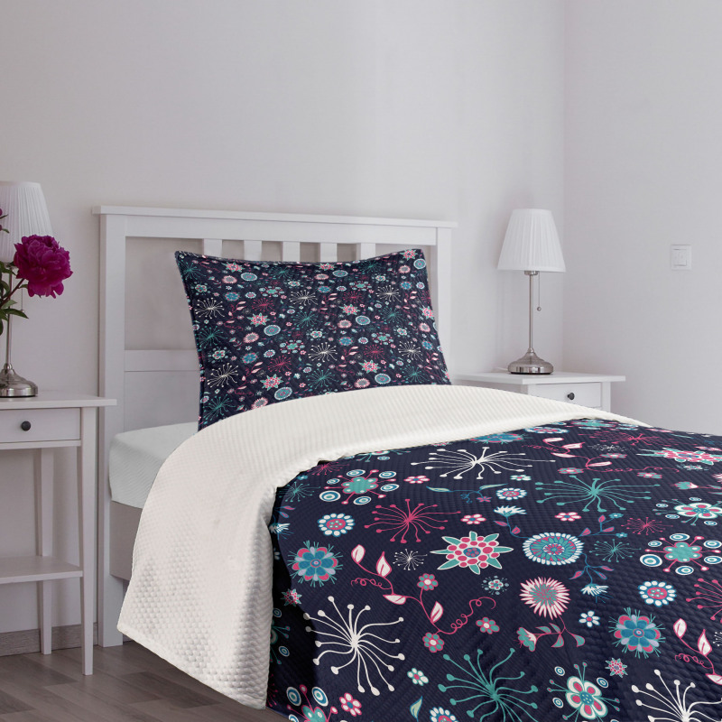 Pansy Bluebell Dandelion Bedspread Set