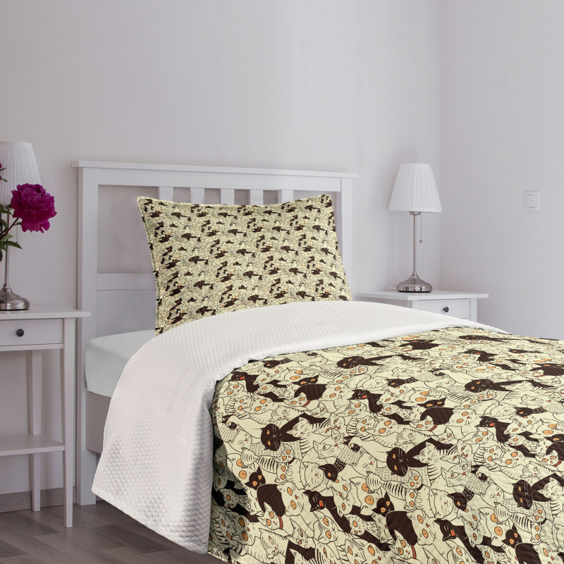 Sketch Style Kitten Design Bedspread Set