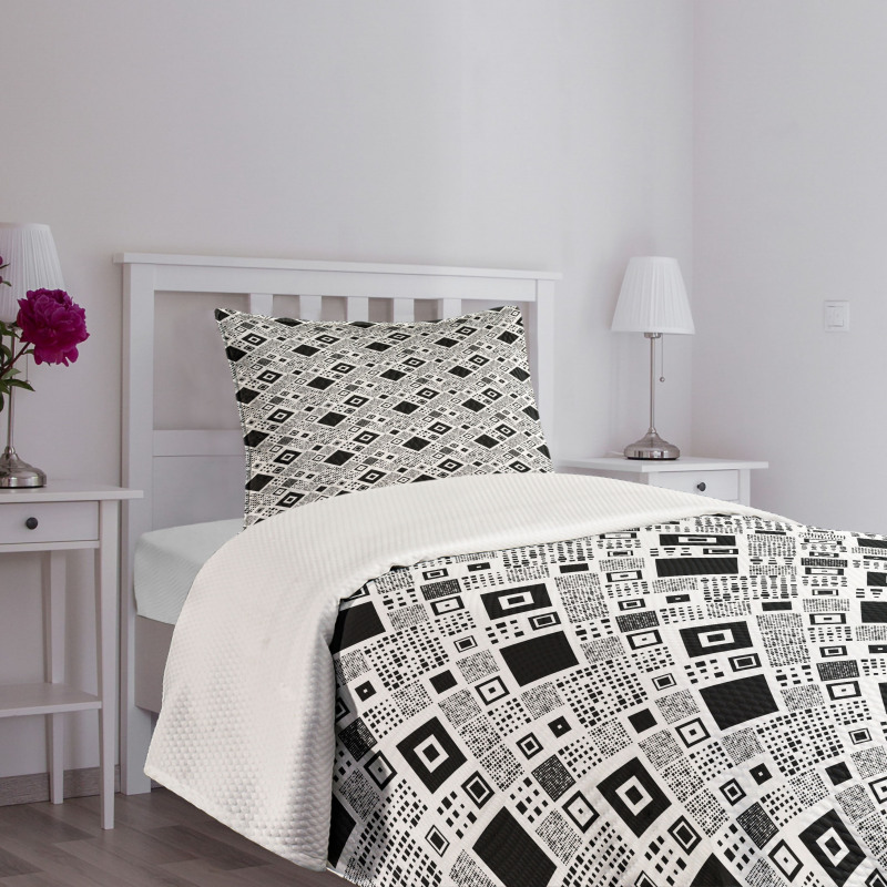 Big Little Squares Bedspread Set