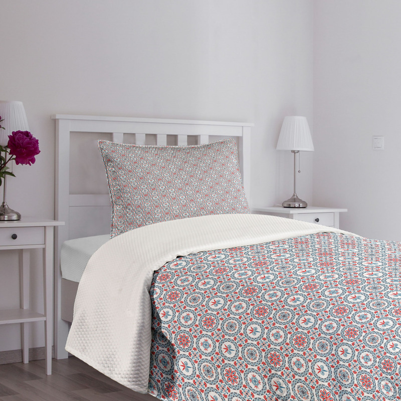 Abstract Blooming Leaves Bedspread Set