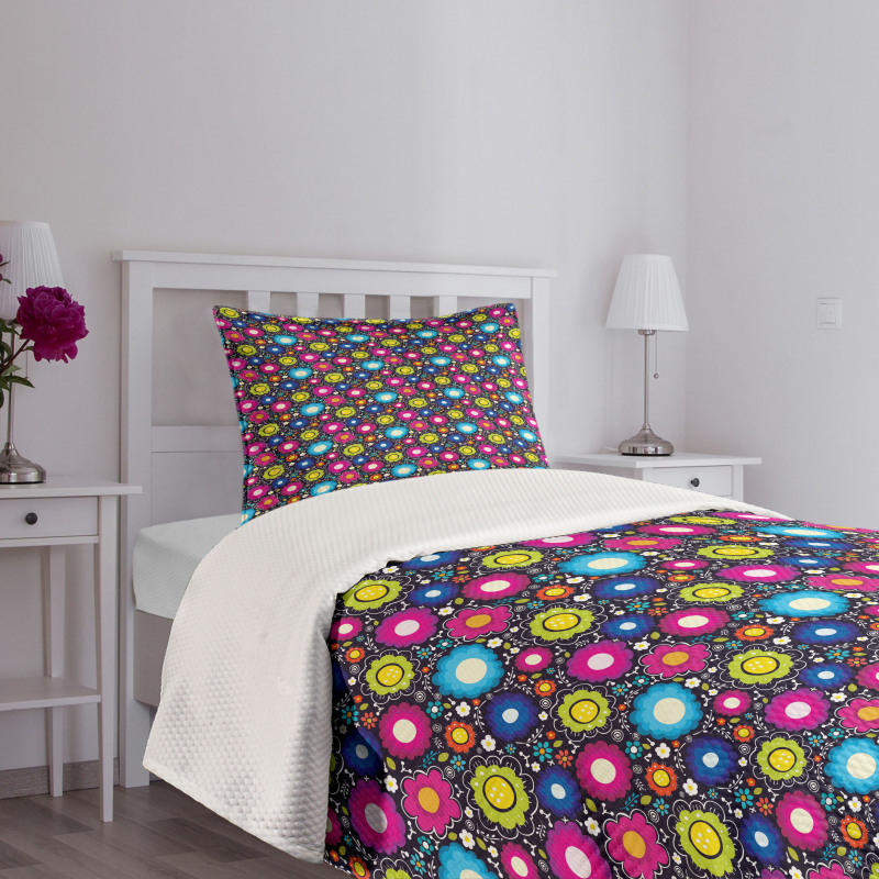 Doodle Flowers Kids Bedspread Set