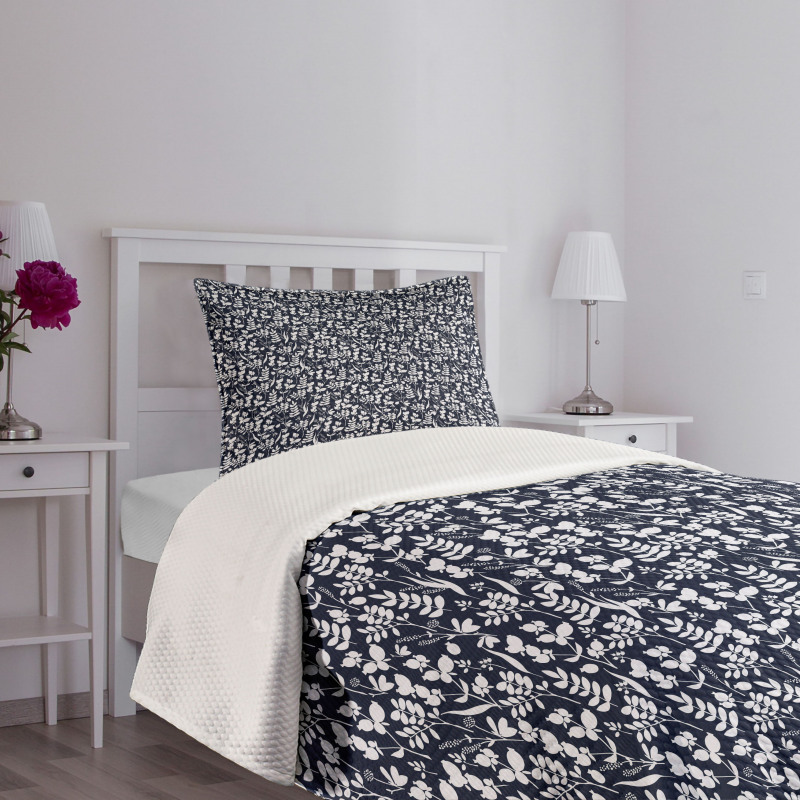 Blossoming Nature Design Bedspread Set