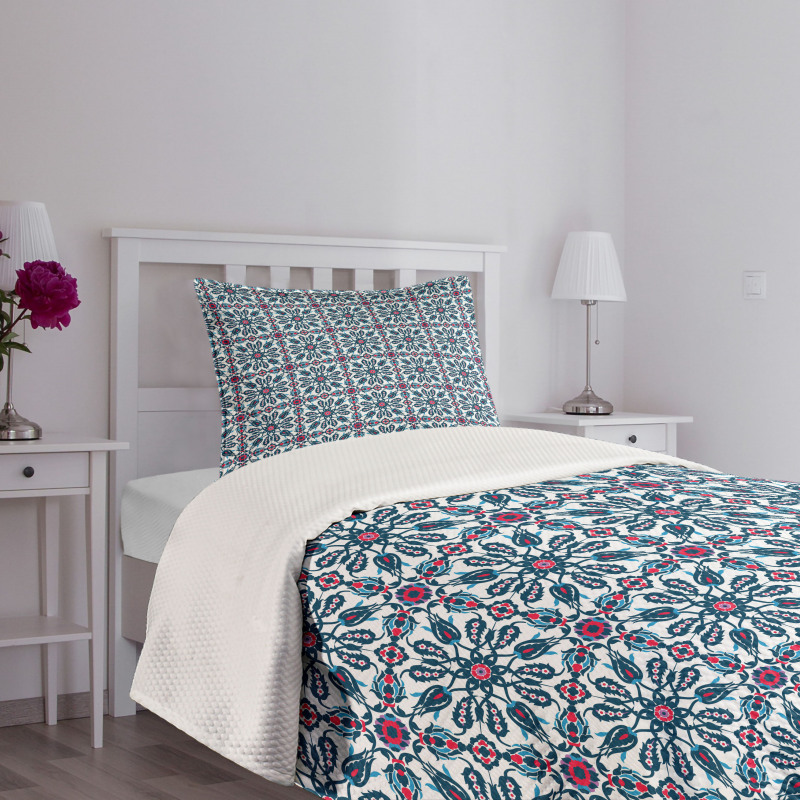 Vintage Flower Design Bedspread Set