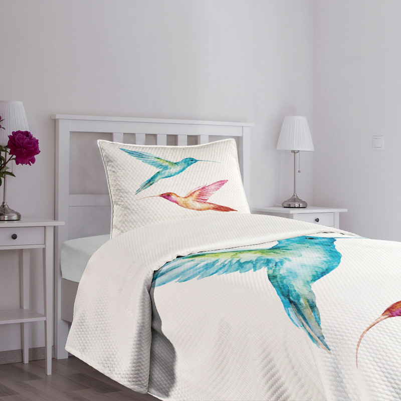 Colorful Hummingbird Bedspread Set