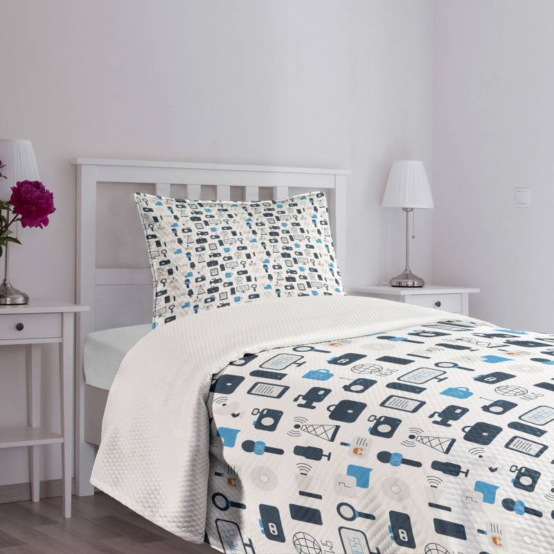 Media TV Bedspread Set