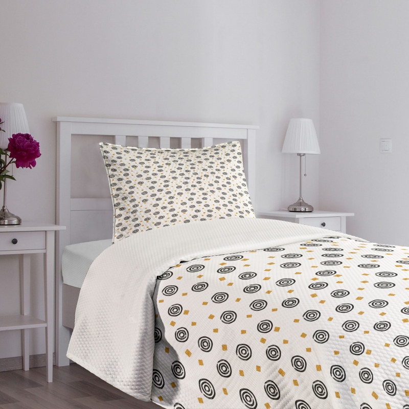 Bullseye Circle Design Bedspread Set