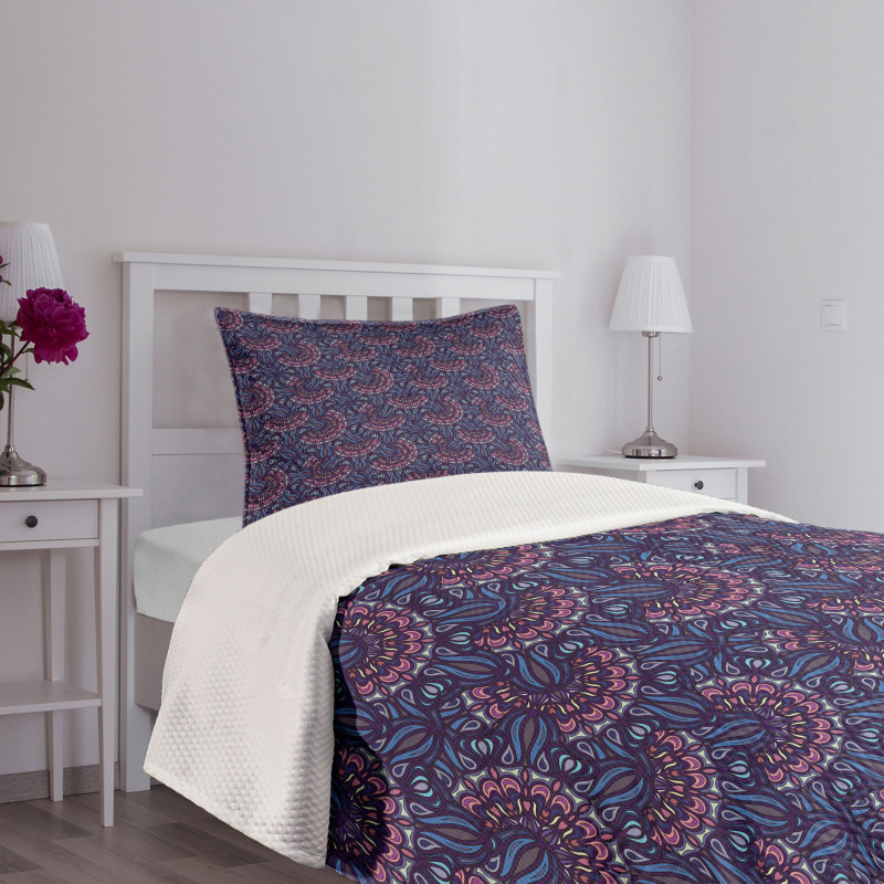 Nature Motifs Bedspread Set