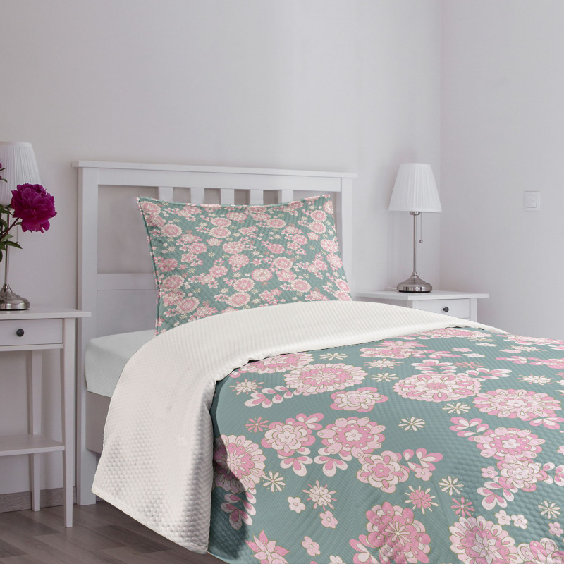 Romantic Pastel Foliage Bedspread Set