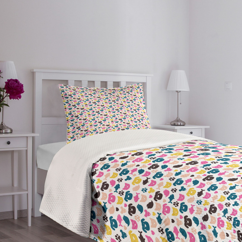 Colorful Cheerful Pets Bedspread Set